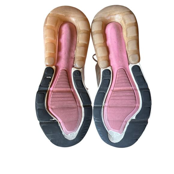 Nike Women's Athletic Shoes in Pink and White - Picture 5 of 9